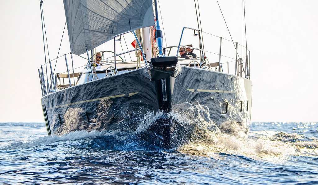 2014 Oyster Yachts 675