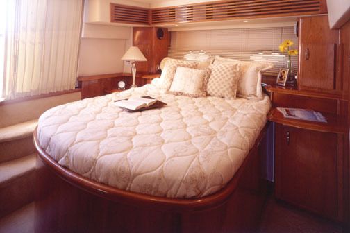 2007 Carver Yachts 45 Cockpit Motor Yacht