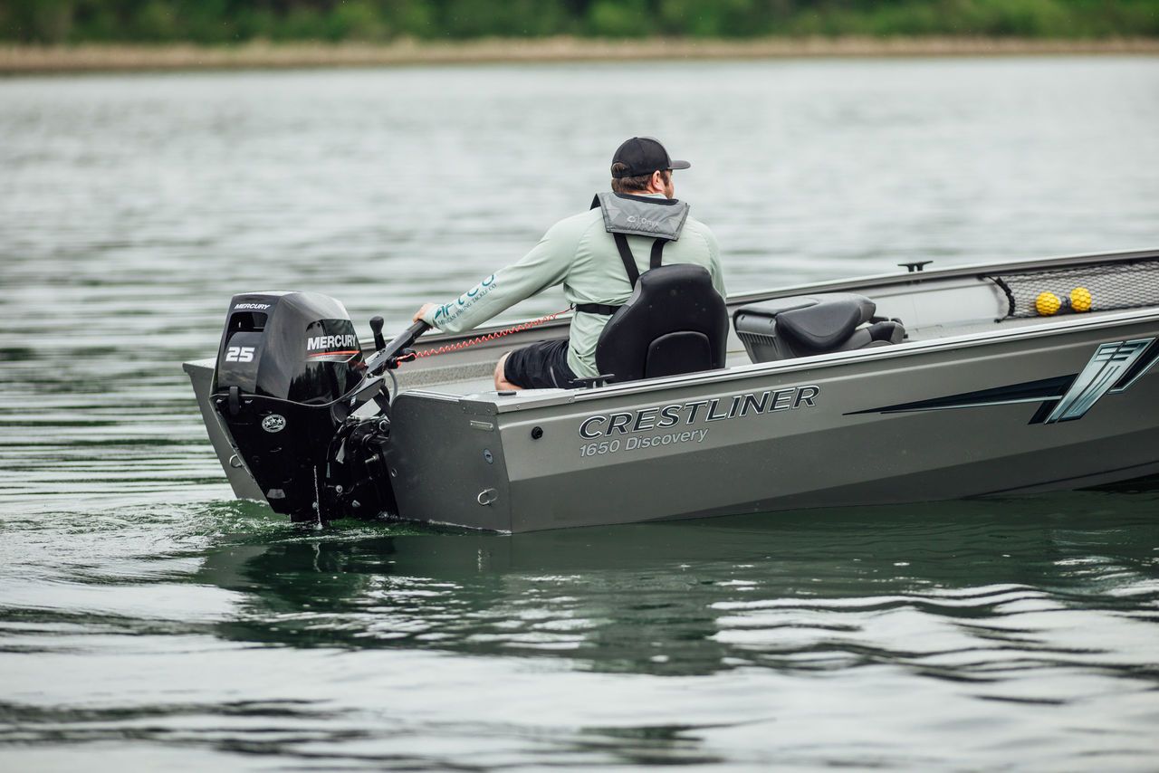 2021 Crestliner 1650 Discovery Tiller
