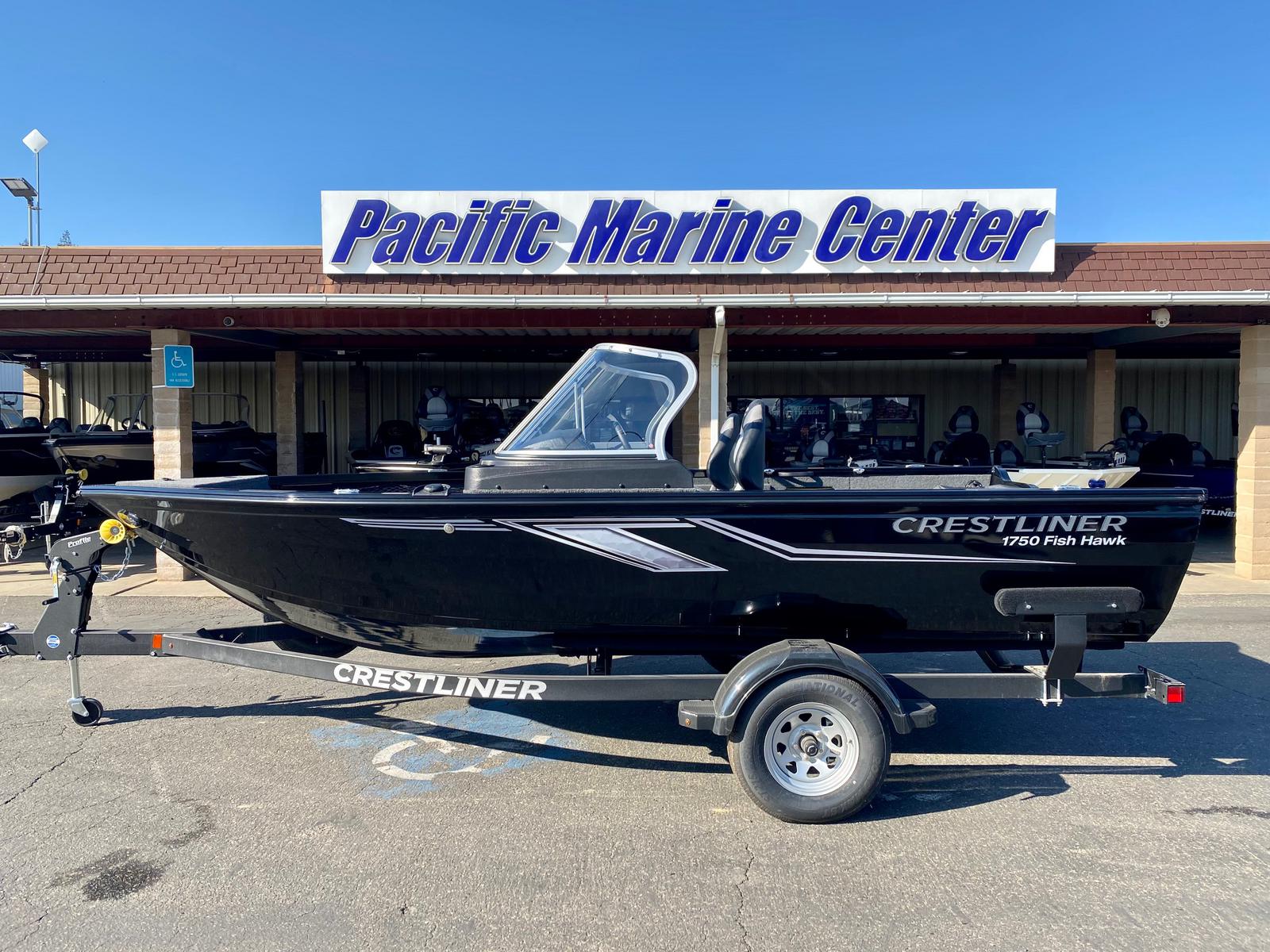 2021 Crestliner 1750 Fish Hawk Walk-through