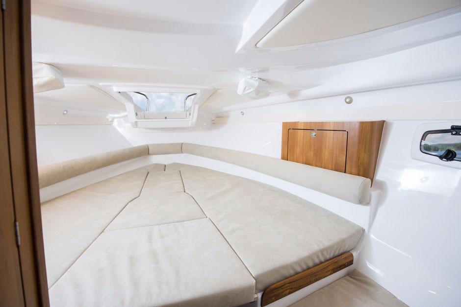 2017 Aquador Boats 24 HT