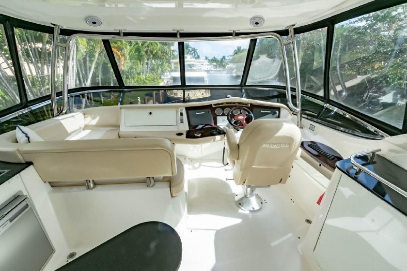 2013 Meridian Yachts 541 Sedan