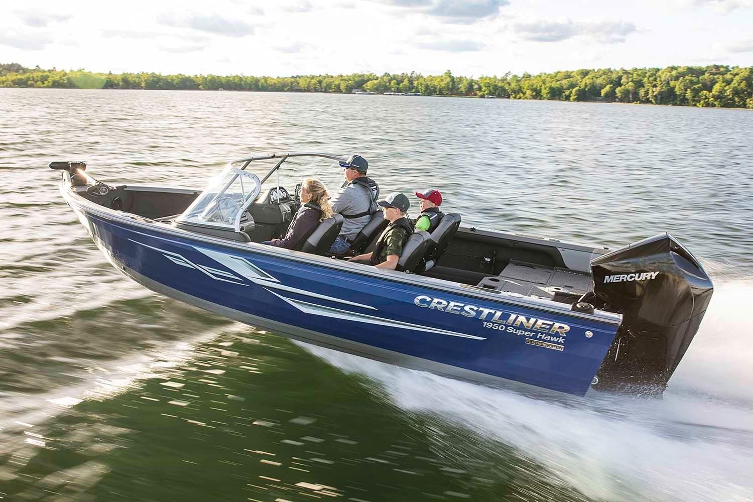 2021 Crestliner 1950 Super Hawk W/ 200HP!