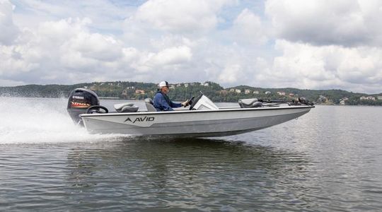 2021 Avid Boats 18 XB