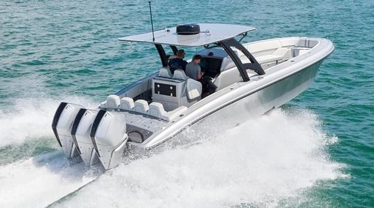 2022 Midnight Express 34 Open