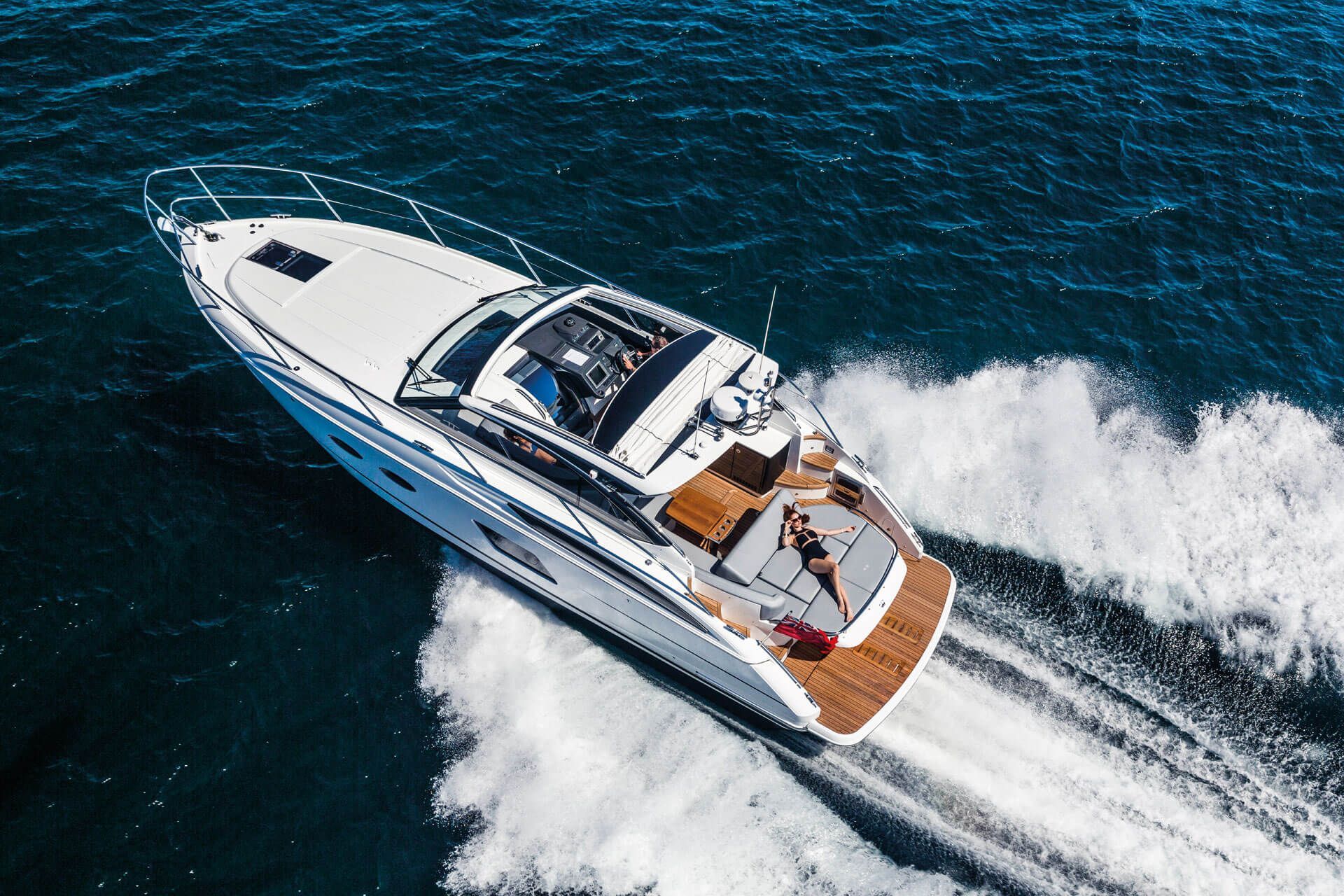 2012 Princess Yachts V39