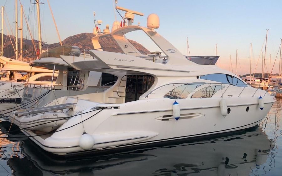 2009 Azimut Yachts 50 Fly