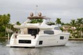2010 Ferretti Yachts Altura 840