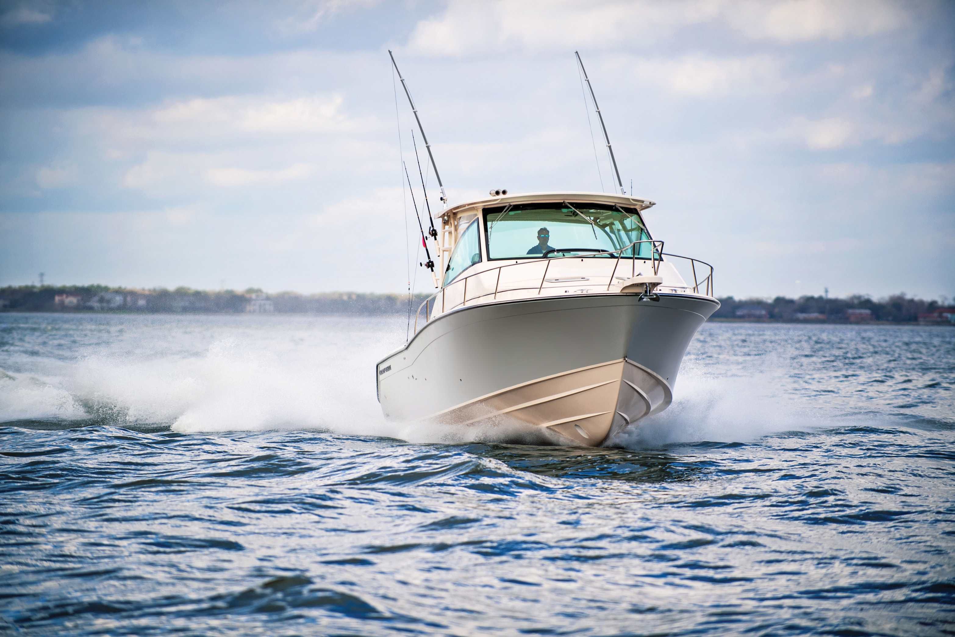 2022 Grady-White Express 370