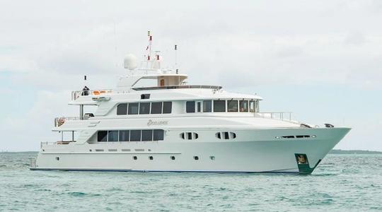 2010 Richmond Yachts Exellence