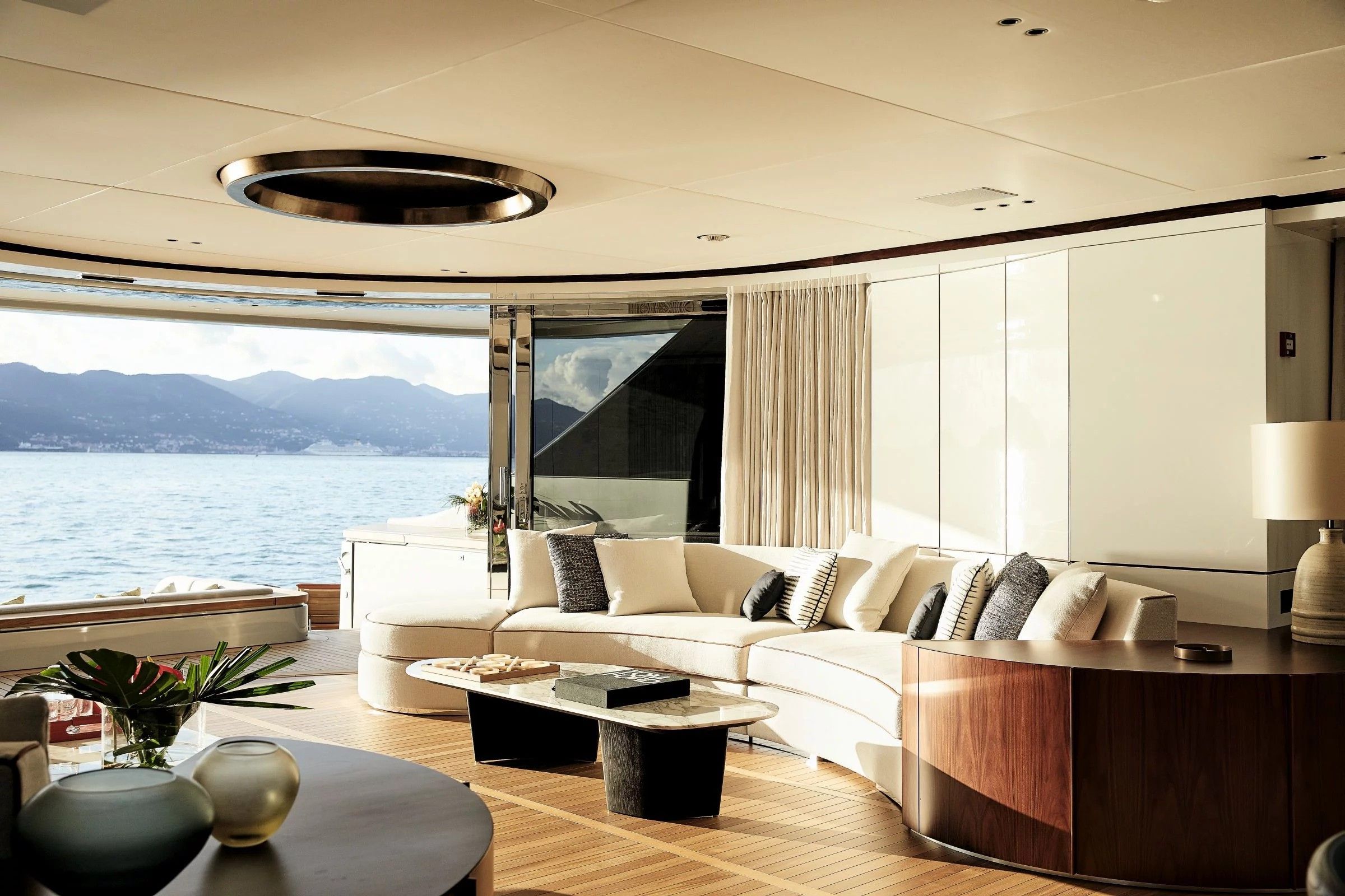 2018 Benetti Yachts Oasis 40M