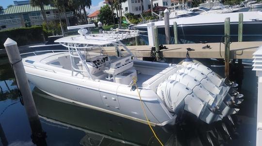 2015 Intrepid Powerboats 400 Cuddy