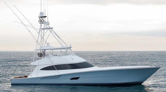 2023 Viking Yachts 82 Convertable