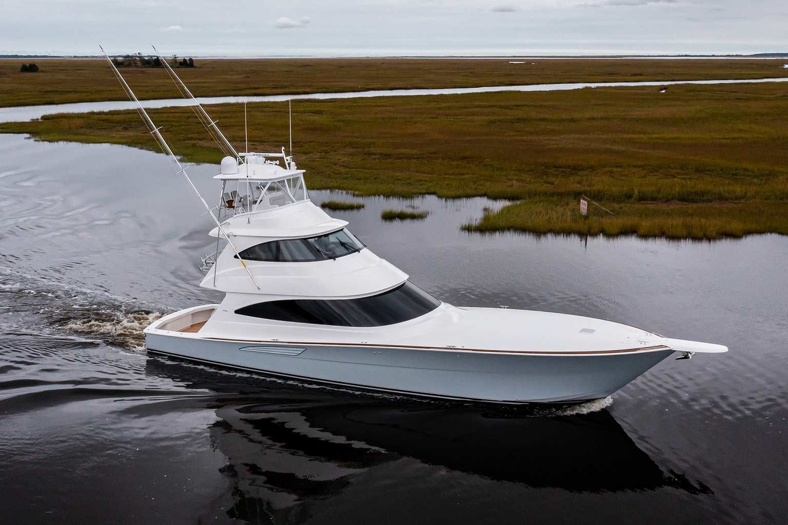 2023 Viking Yachts 72 Sky Bridge