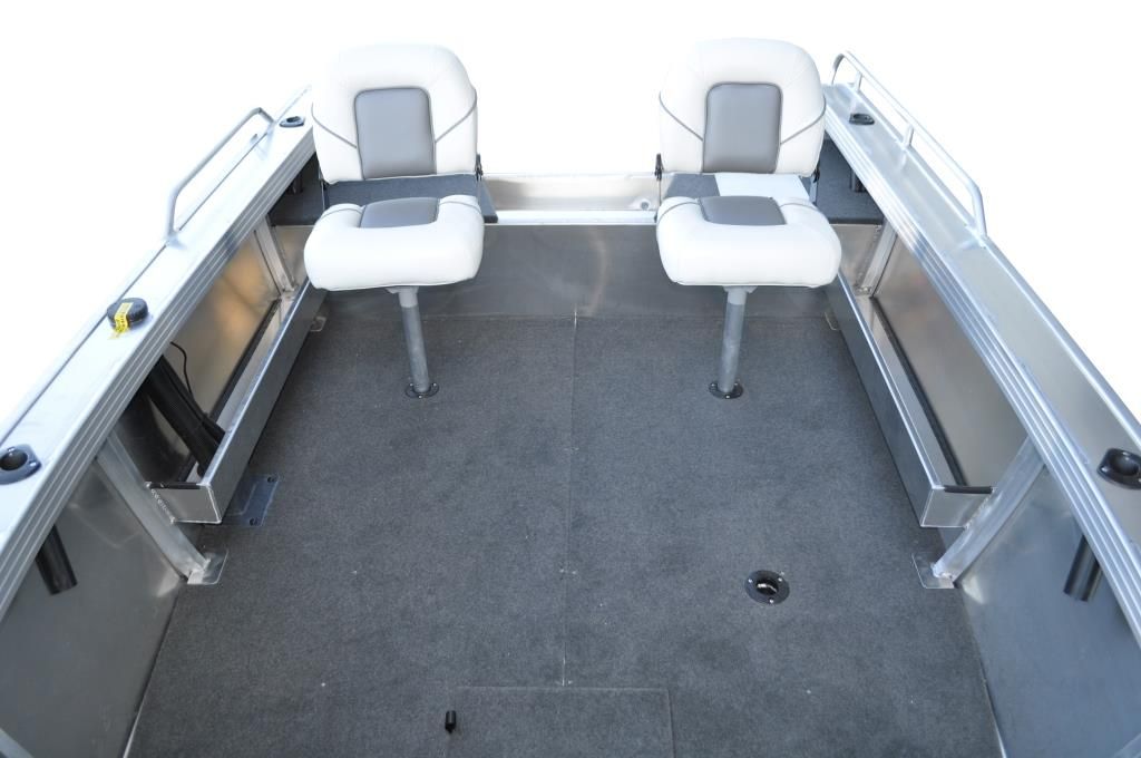 2022 Quintrex 440 Renegade Tiller Still