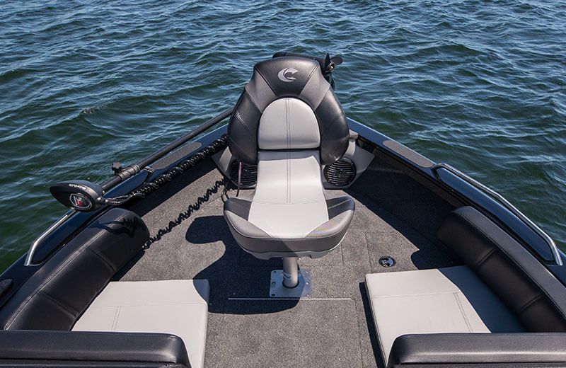 Crestliner 1850 Sportfish on the water