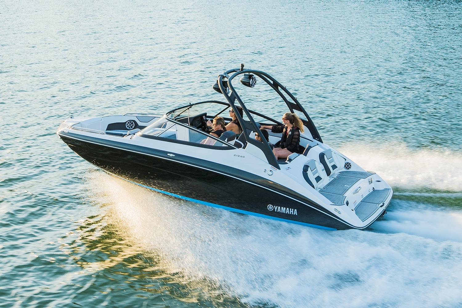 2022 Yamaha Boats 212SD