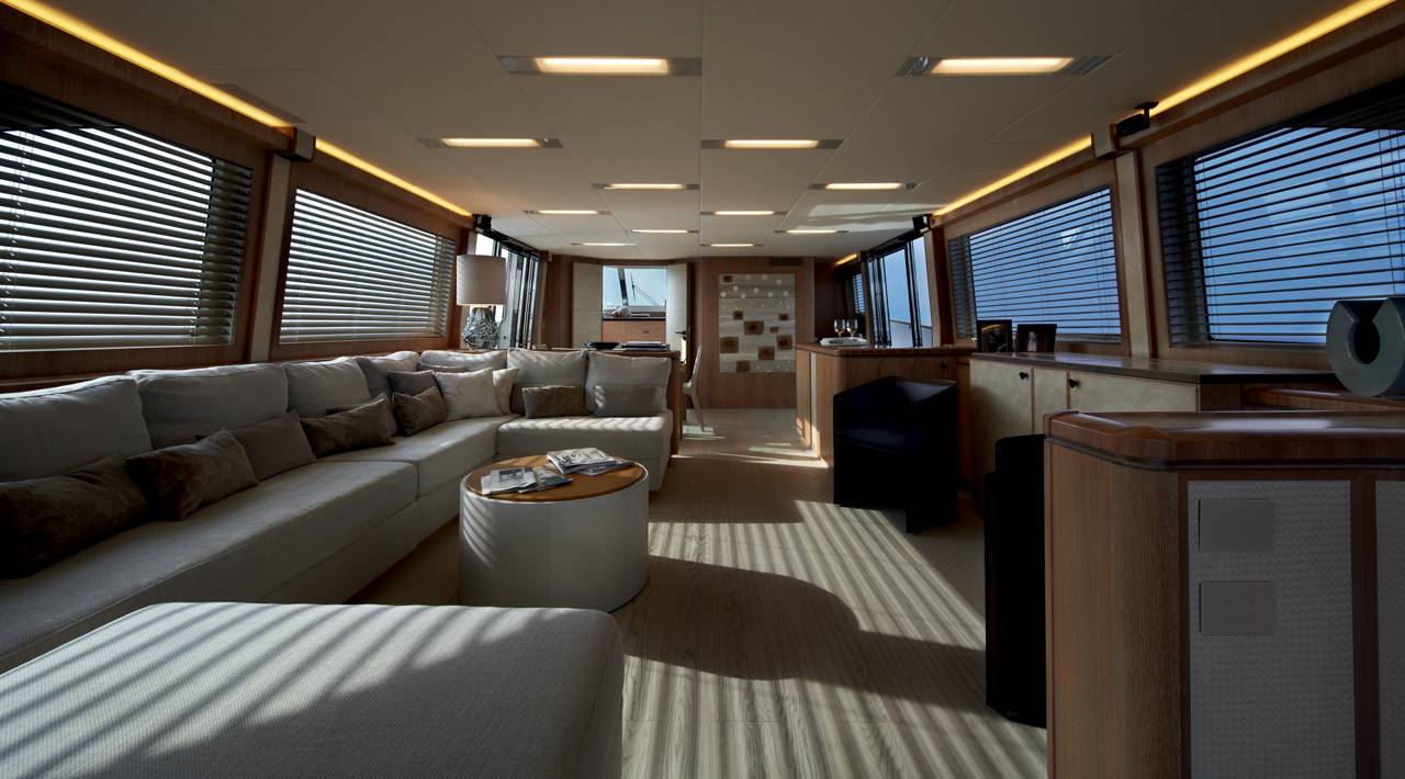 2013 Monte Carlo Yachts MCY 86