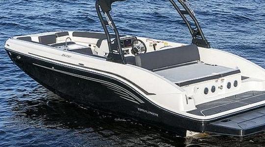 2022 Bayliner 2050DX