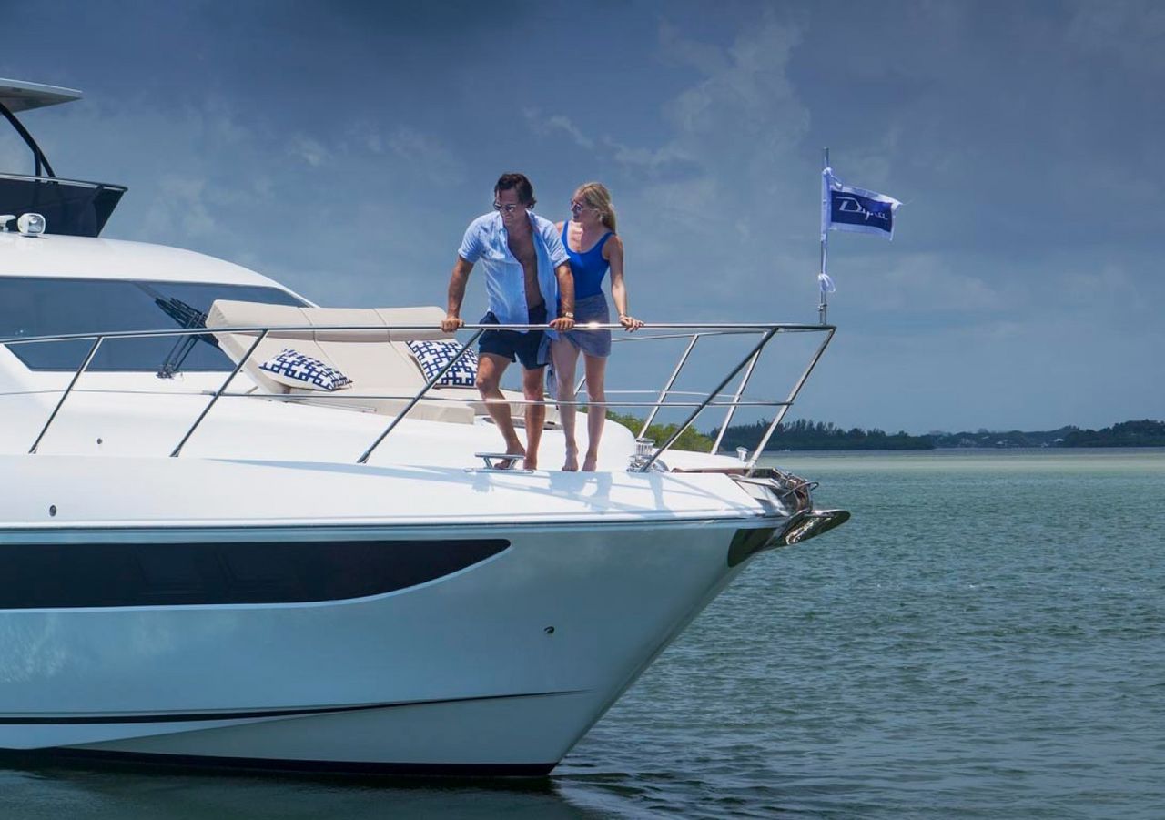 2020 Dyna Yachts 63 Hardtop