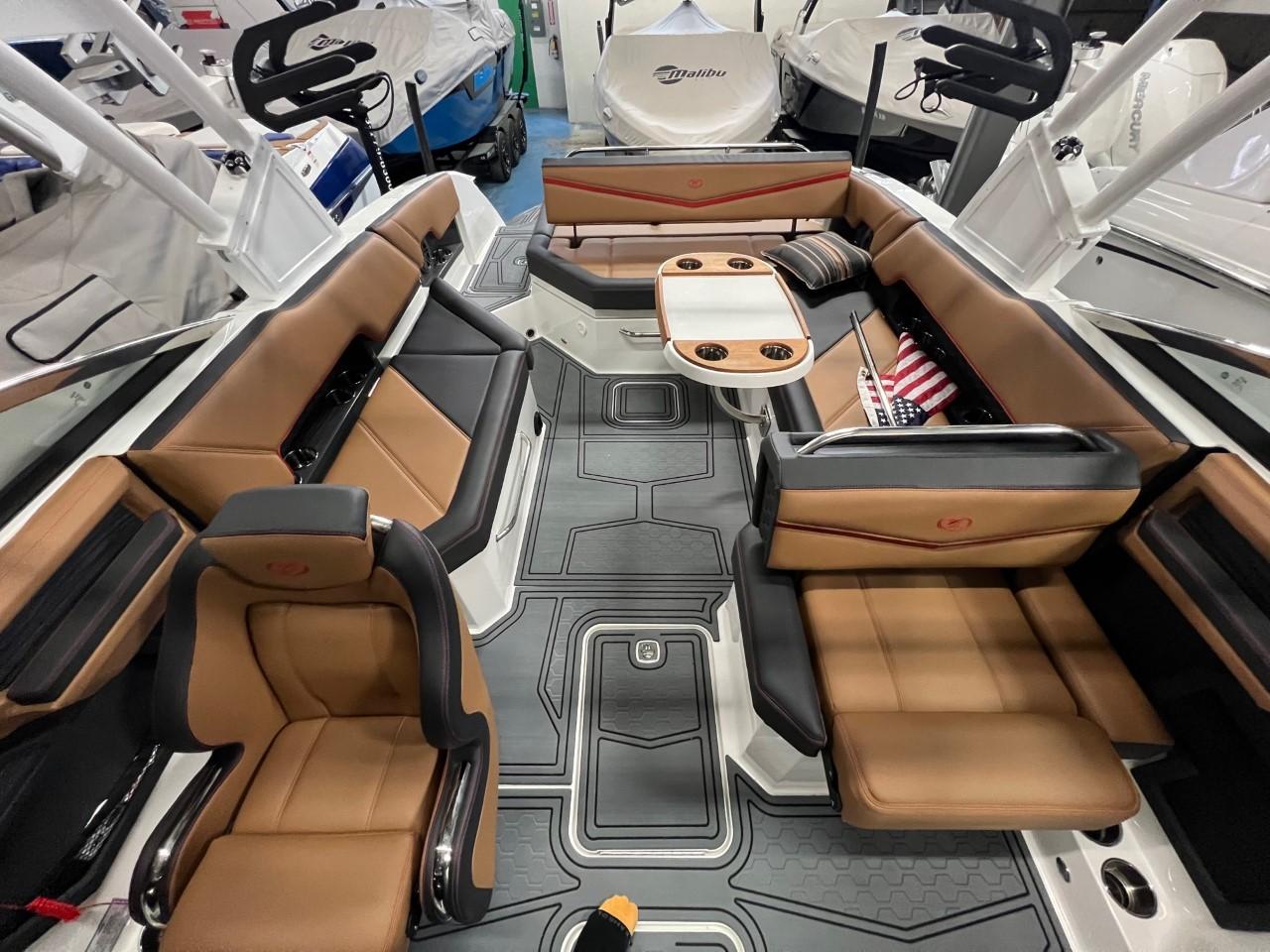 2021 Cobalt Boats R8 Surf