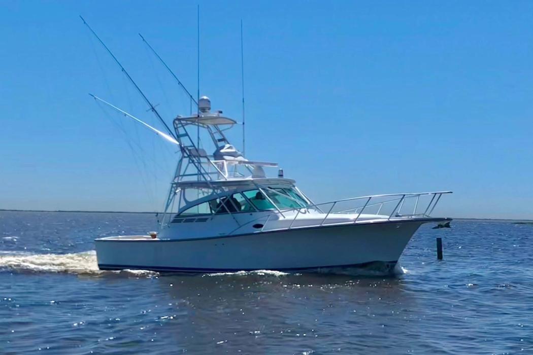 2022 Henriques Yachts 35 Express