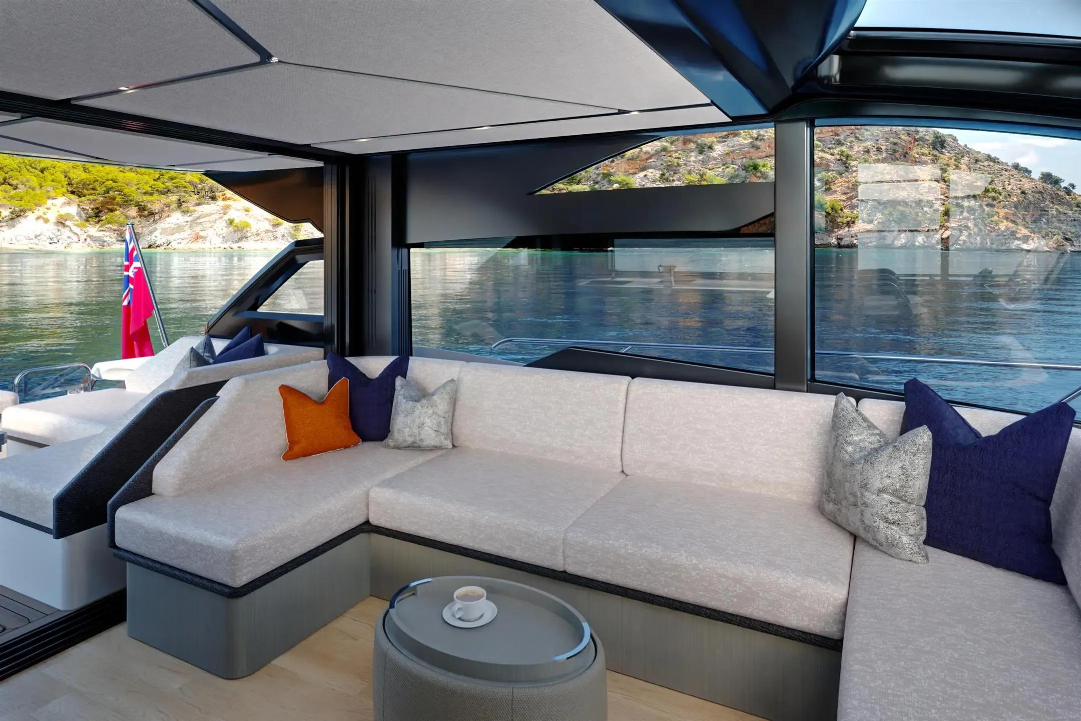 2025 Sunseeker 55 Sport Yacht