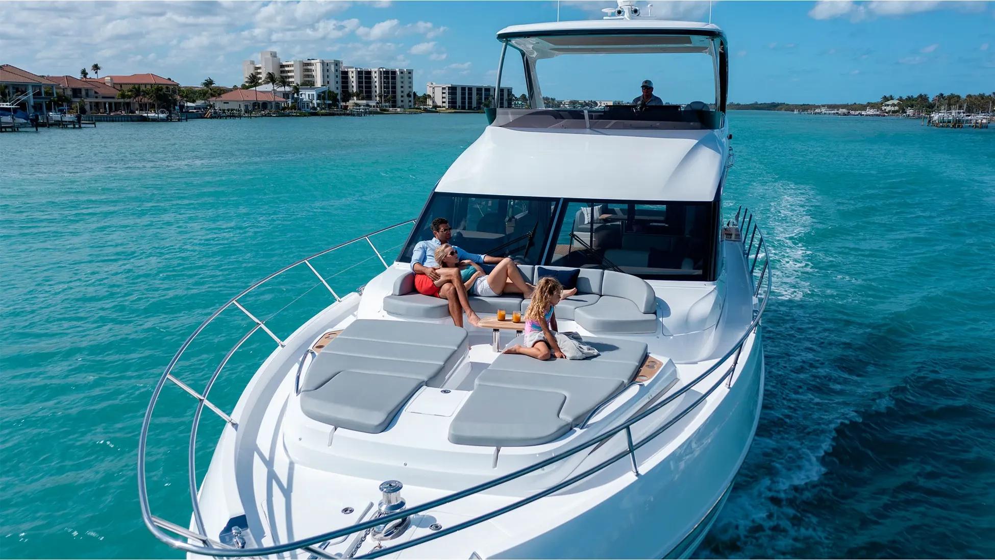 2022 Princess Yachts F65