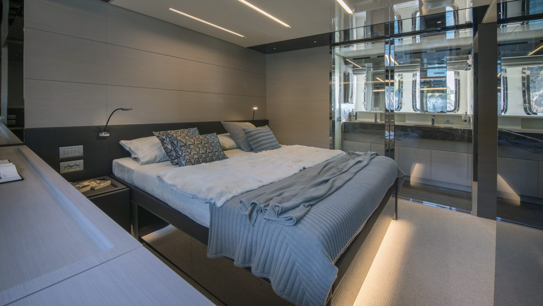 2018 Sanlorenzo Yachts SL78