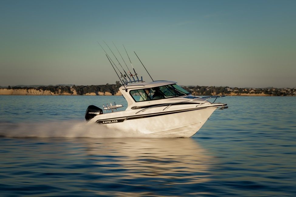 2016 Rayglass Boats Legend 2200