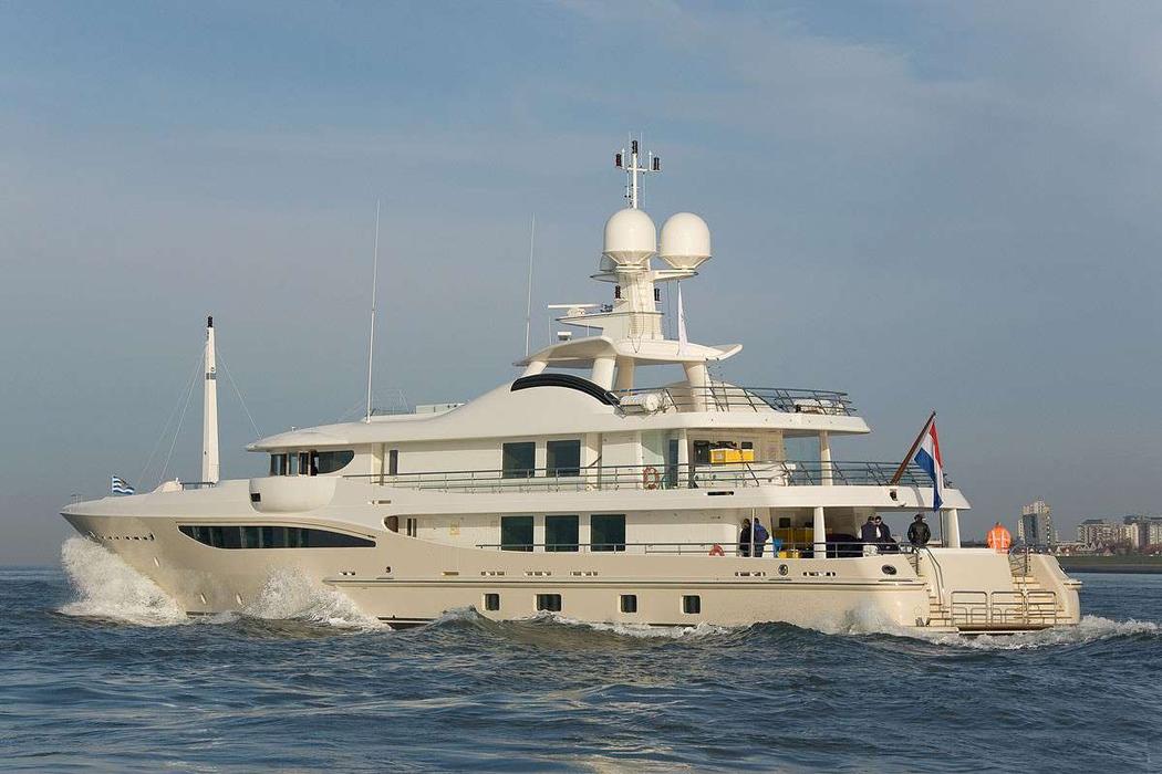 2010 Amels Addicition