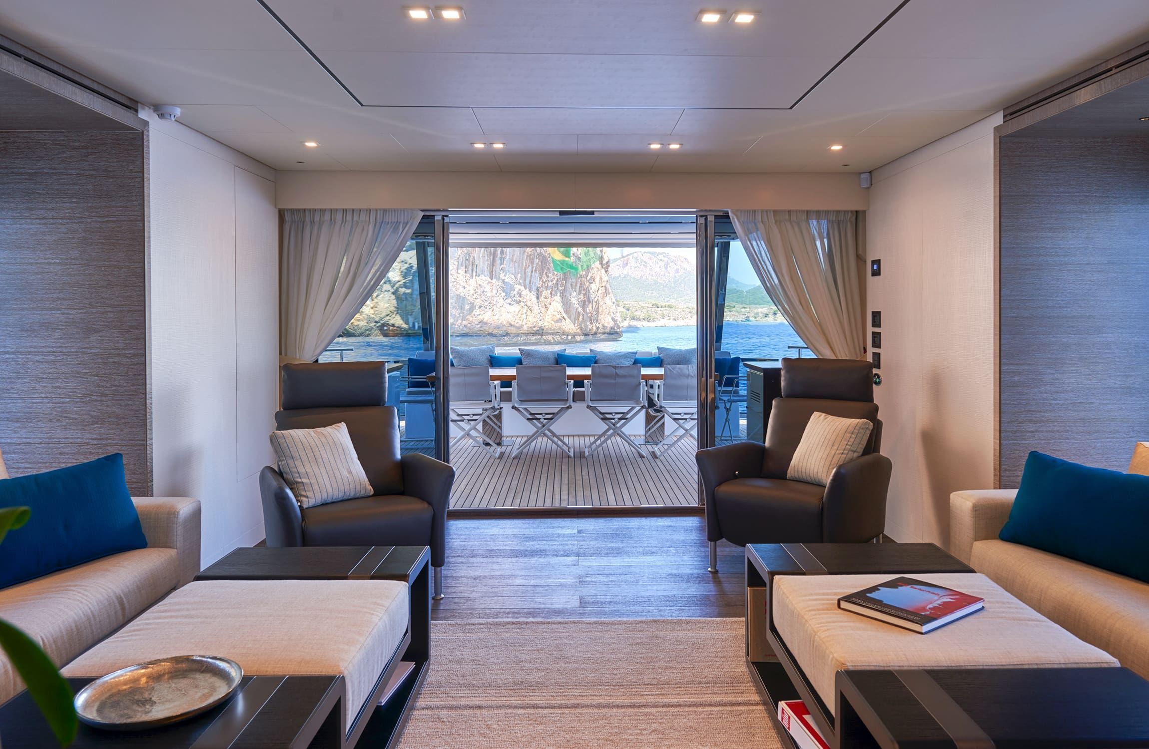 2020 Astondoa 110 Century