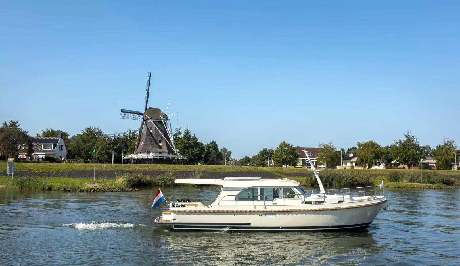 2017 Linssen Yachts Grand Sturdy 40.0 Sedan 