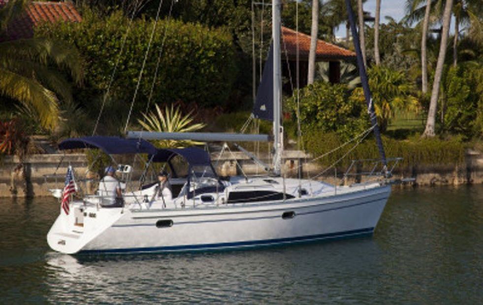 2012 Catalina Yachts Catalina 315 - Wing Keel