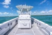 Concept 3900 Open Deck centre console, photo 6