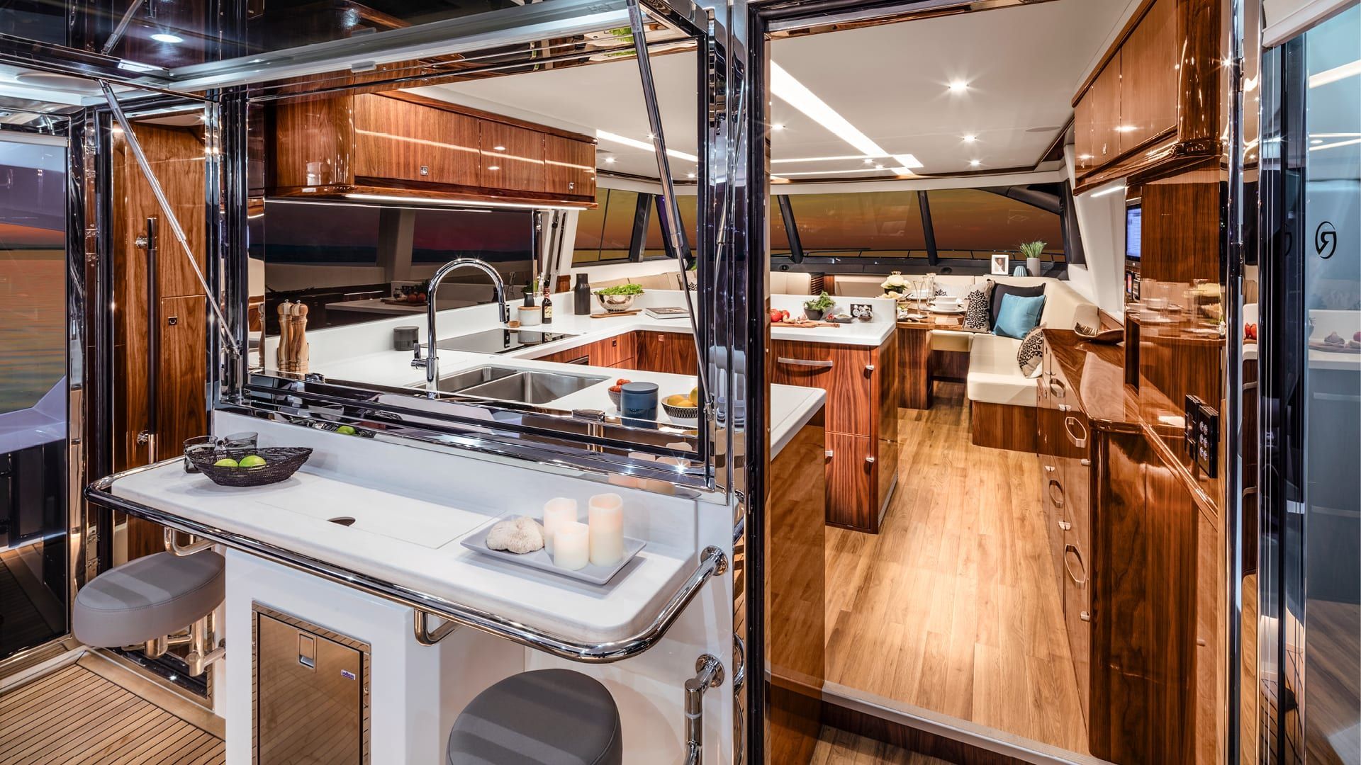 2018 Riviera 68 Sports Motor Yacht