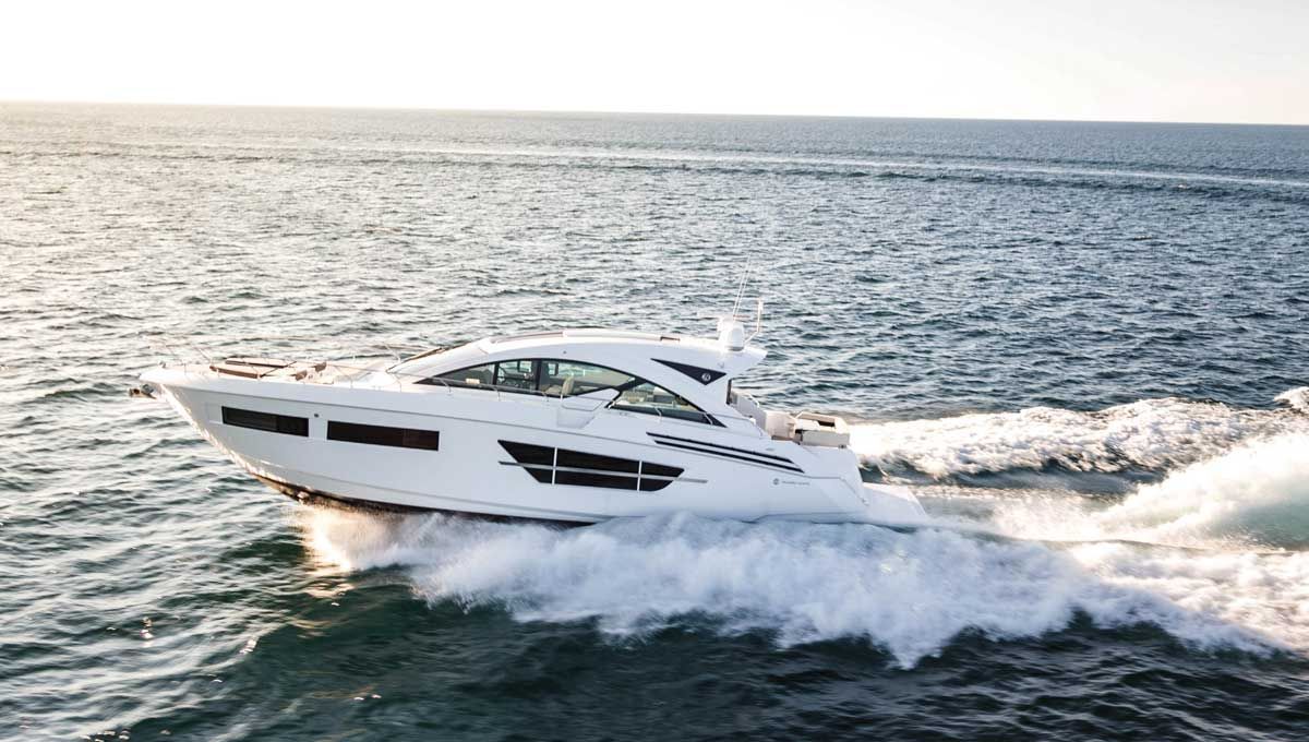 2021 Cruisers Yachts 60 Cantius