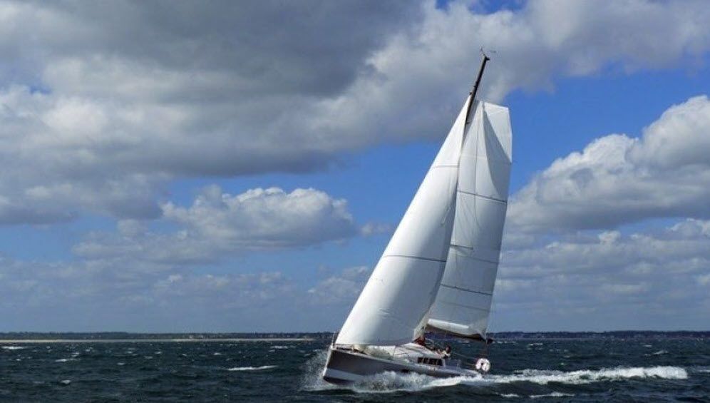 2013 Pogo Structure Pogo 30 Swing keel