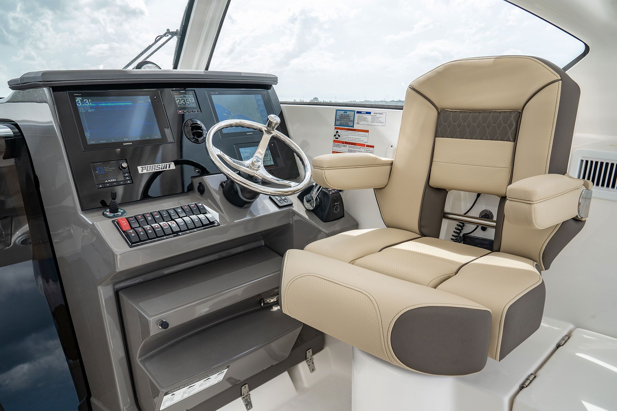 2021 Pursuit Boats OS 355 Offshore