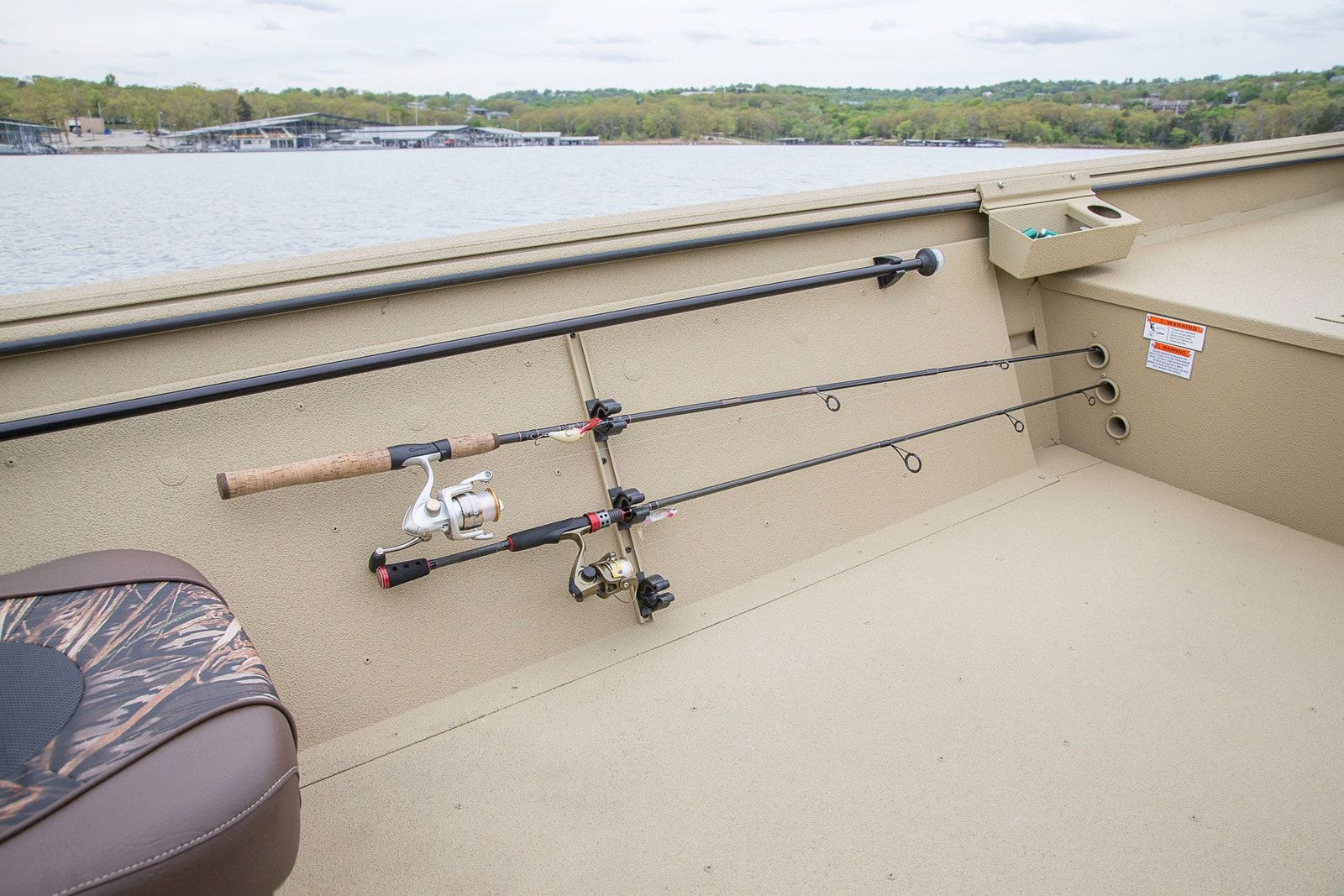 Crestliner 1760 Retriever Jon Deluxe – photo 6