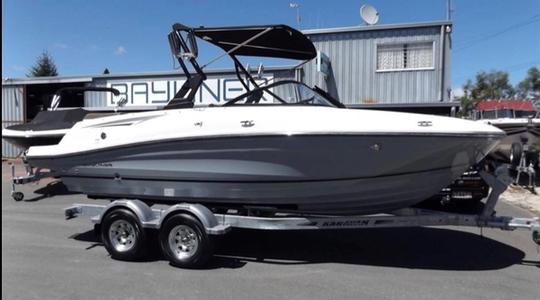 2020 Bayliner VR5 Bowrider I/O