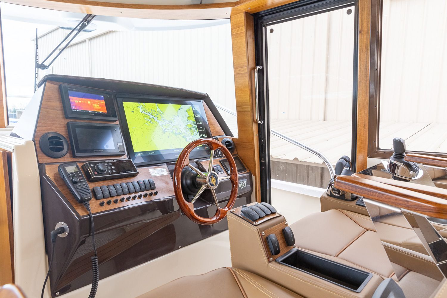 2022 Ranger Tugs R-43 Command Bridge
