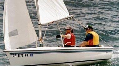 2022 Catalina Yachts 14.2