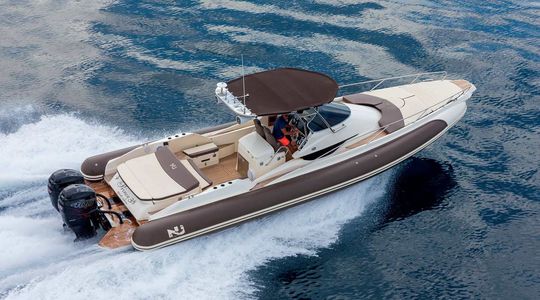 2023 Nuova Jolly Prince 38 Sport Cabin
