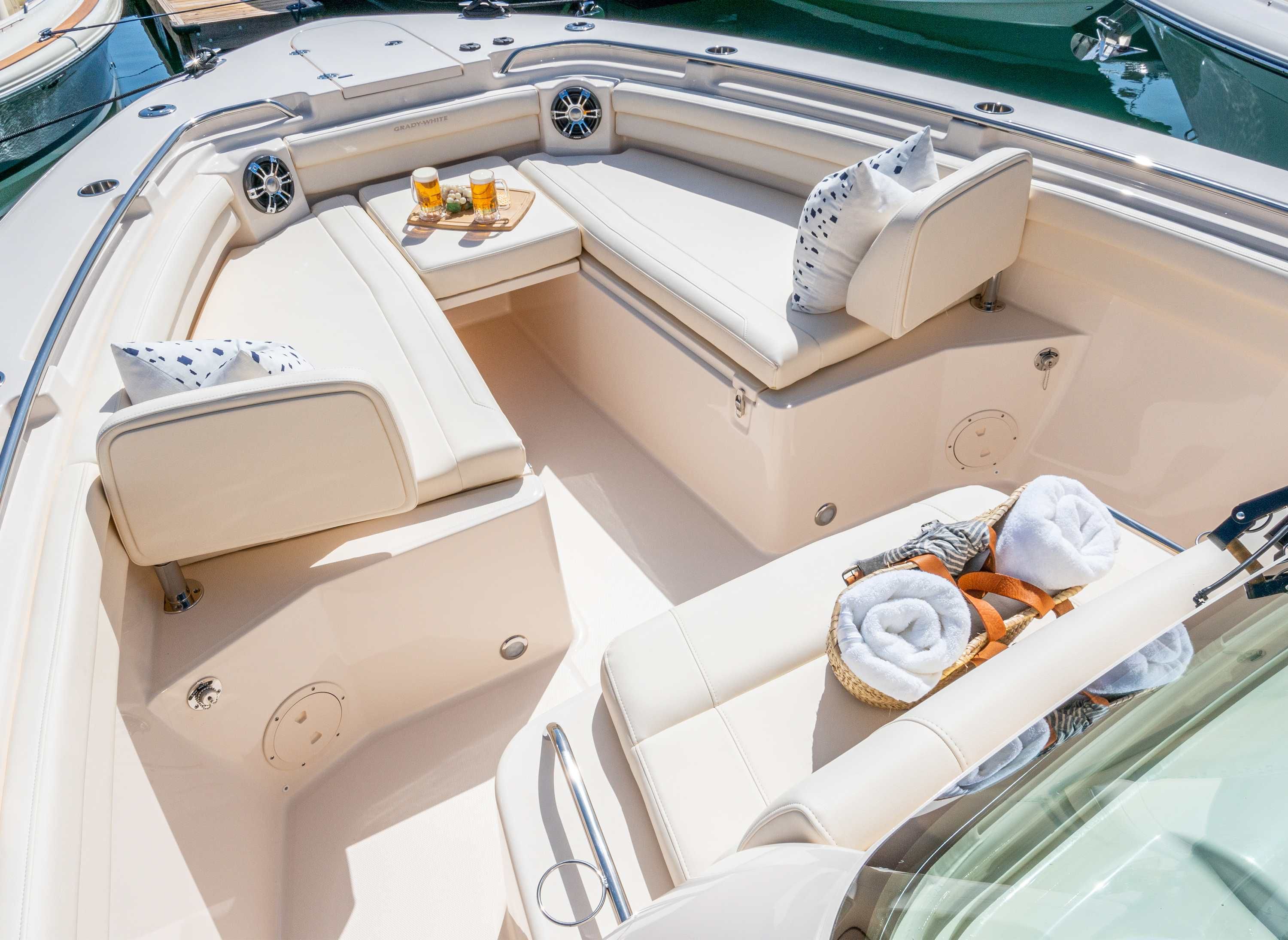 2022 Grady-White Canyon 336