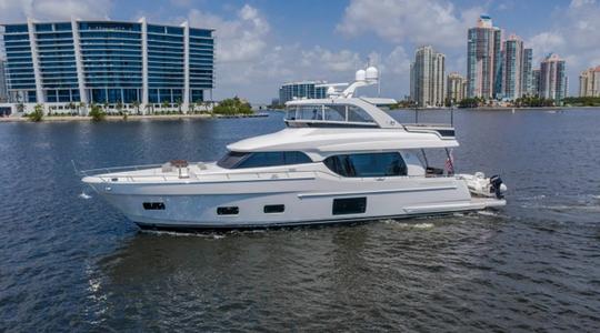 2017 Ocean Alexander 70E