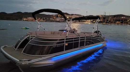 2017 Bennington 2550 RSFB