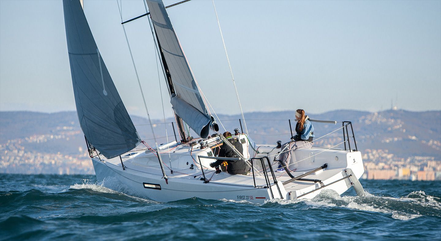 2011 Beneteau First 27 SE