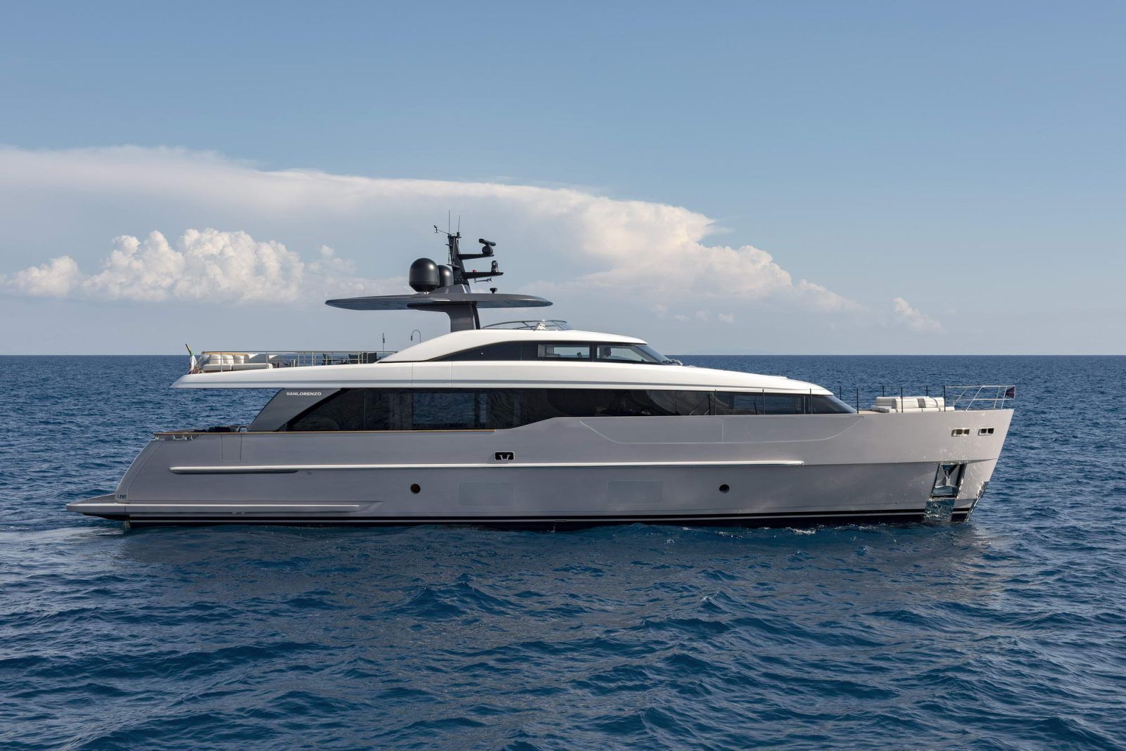 2023 Sanlorenzo Yachts SD90