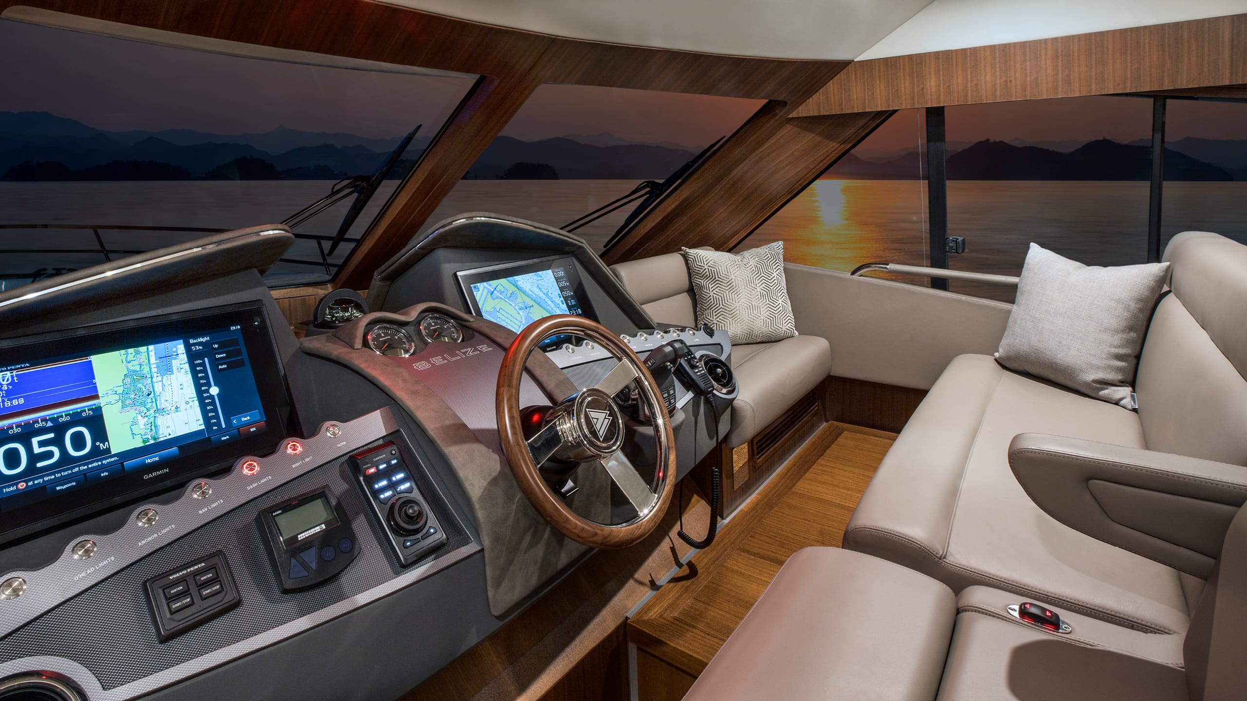 2021 Riviera Belize 54 Daybridge